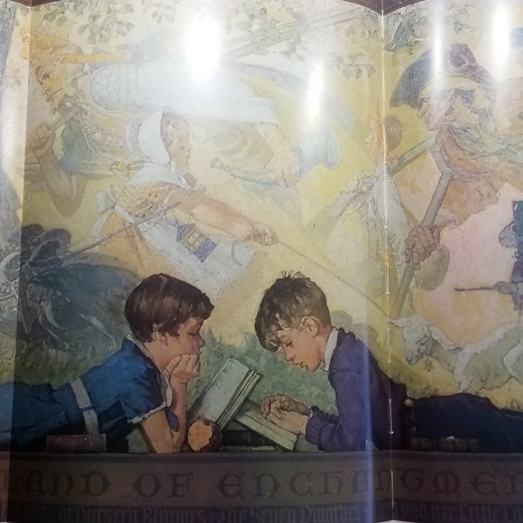 The quintessential Norman Rockwell Collectors Item - Picture 7 of 12